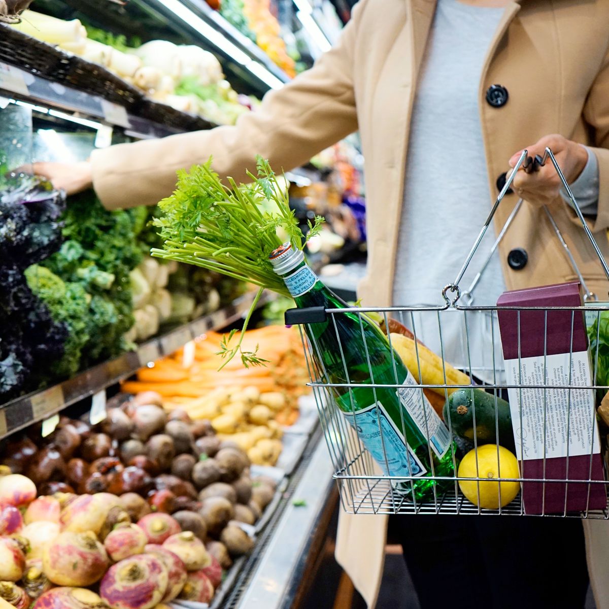 Grocery basket with produce
